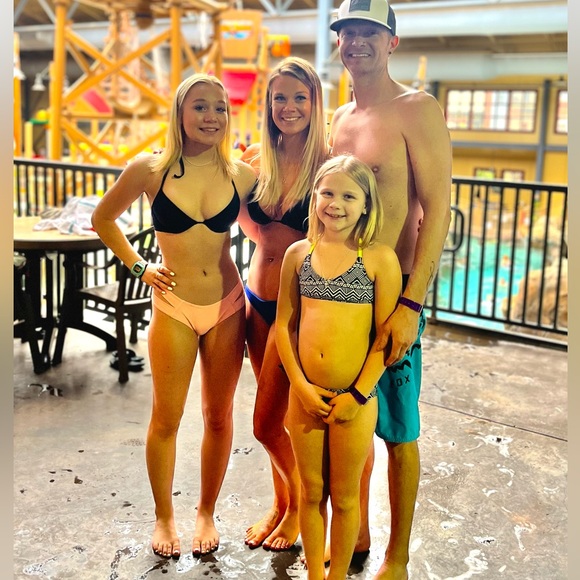 Meet your Posher, Nia 🖤 - Picture 14 of 16